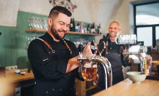 The process to transfer a liquor licence in Queensland